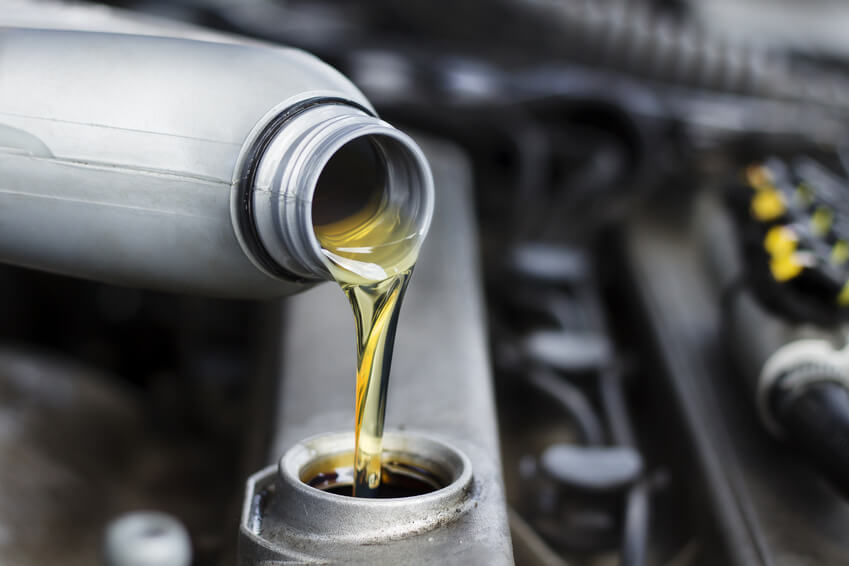 Czy mieszanie olejów silnikowych jest dopuszczalne?